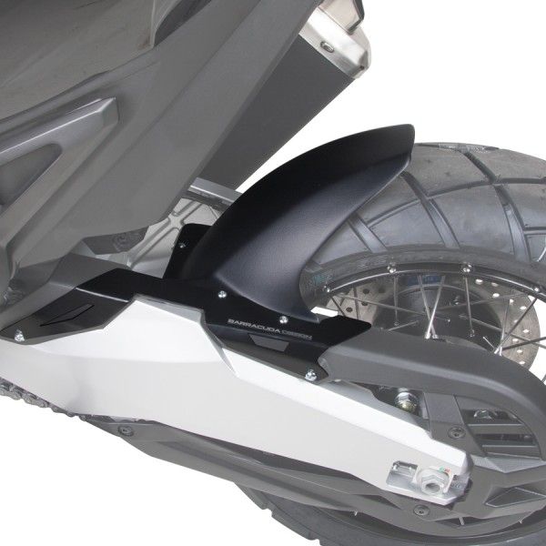 Barracuda Heckfender Honda X-ADV / Forza 750 Mattschwarz + Kettenschutz Alu Schwarz